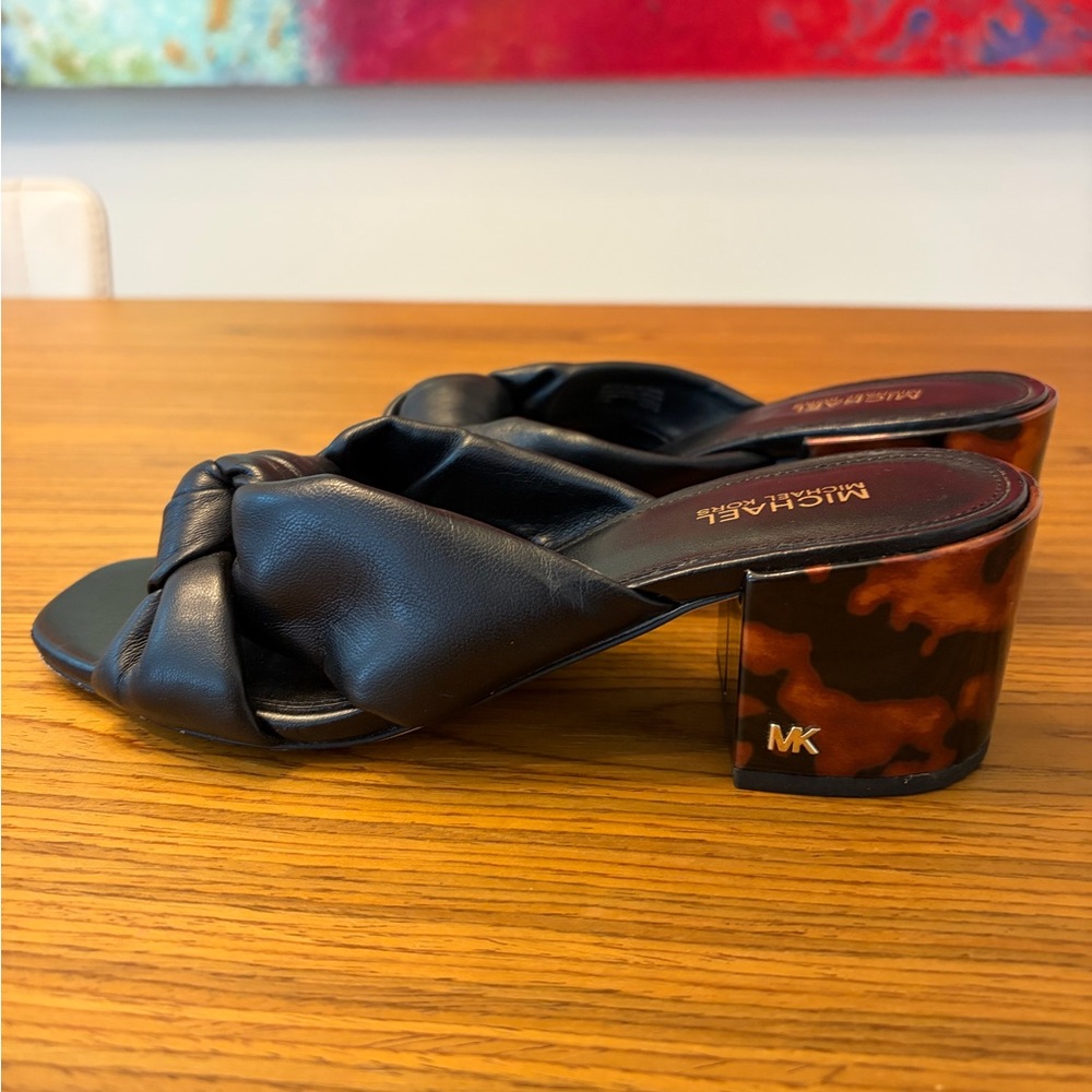MICHAEL Michael Kors Women's Josie Slip-On Knotted Sandals Sz 5.5